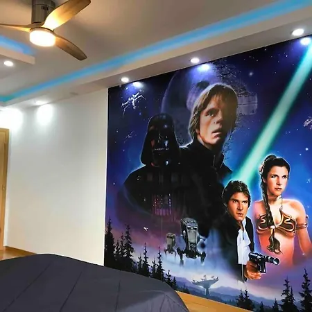 Hollywood Браганса