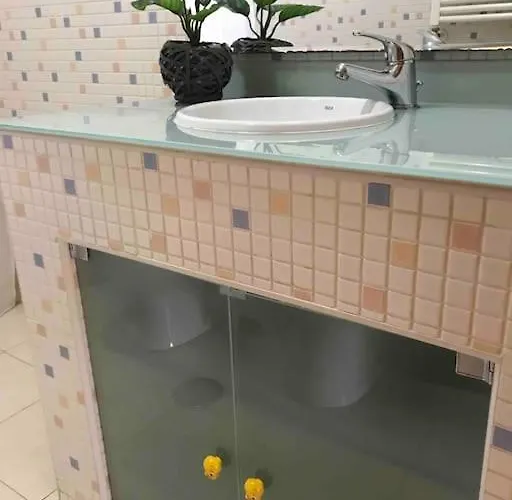 Hollywood * براغانسا