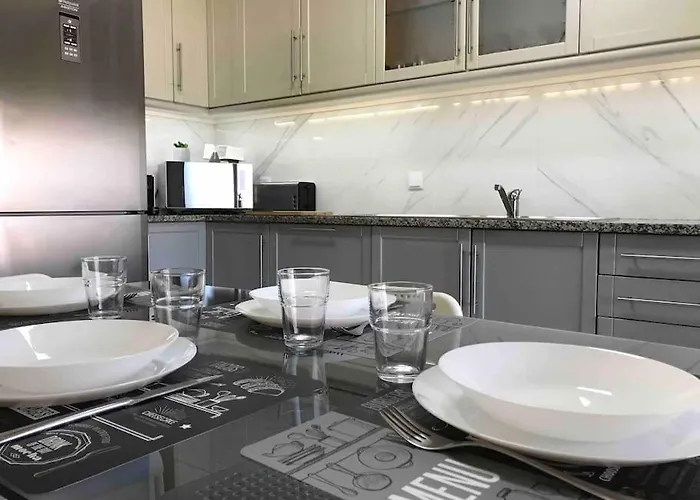 Hollywood براغانسا